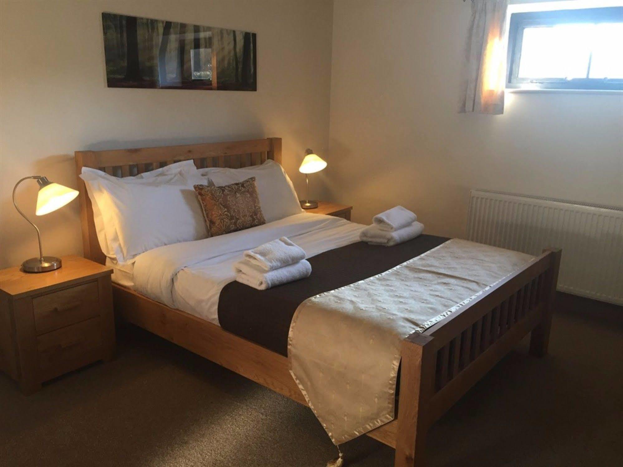 Hotel The Dean Ale & Cider House Chichester Zewnętrze zdjęcie